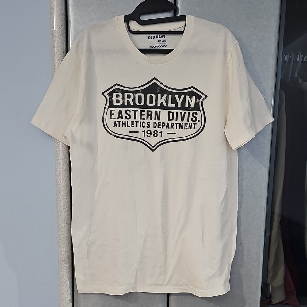 Old Navy Brooklyn Graphic Tee, L